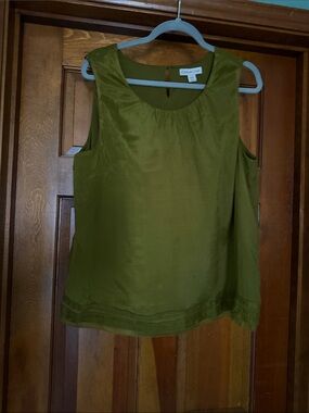 Coldwater Creek Olive Scoop Neck Sleeveless Top